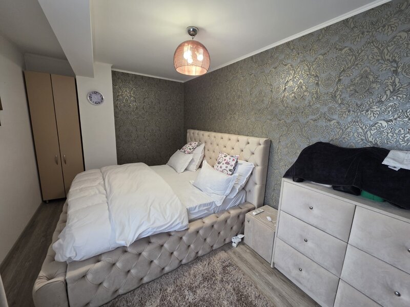 Trapezului, 15 minute metrou 1 Decembrie 1918, pe Marin Pazon, centrala