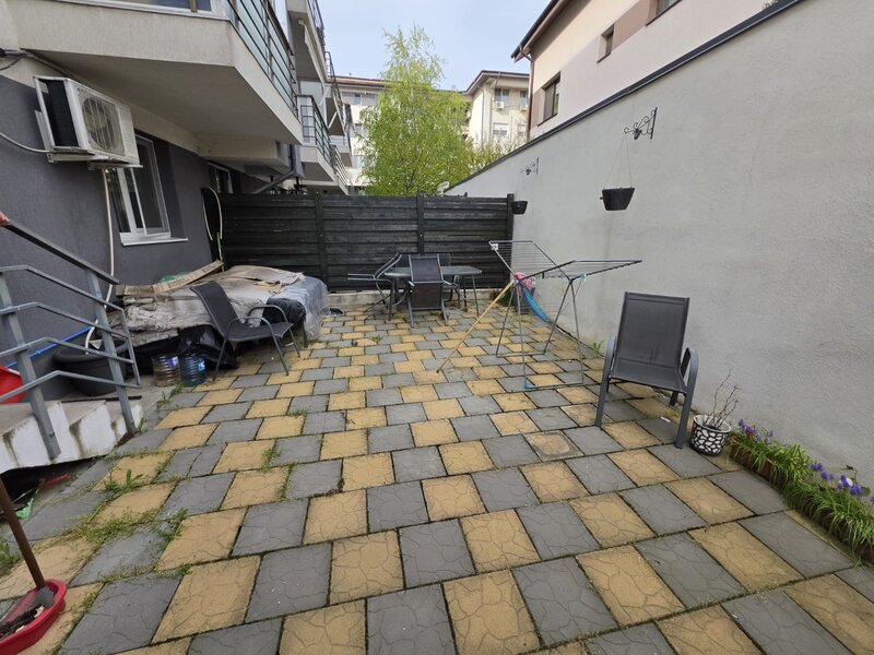 Trapezului, 15 minute metrou 1 Decembrie 1918, pe Marin Pazon, centrala